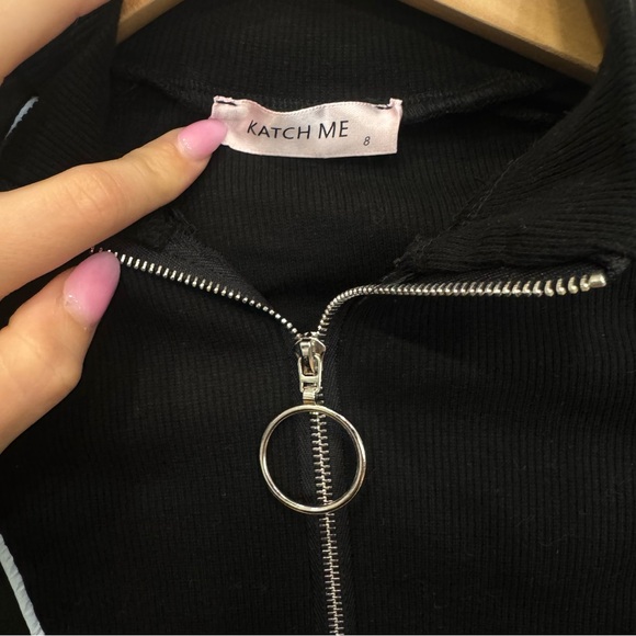 Katch Me Black Crop Half-Zip Top - Picture 3 of 5